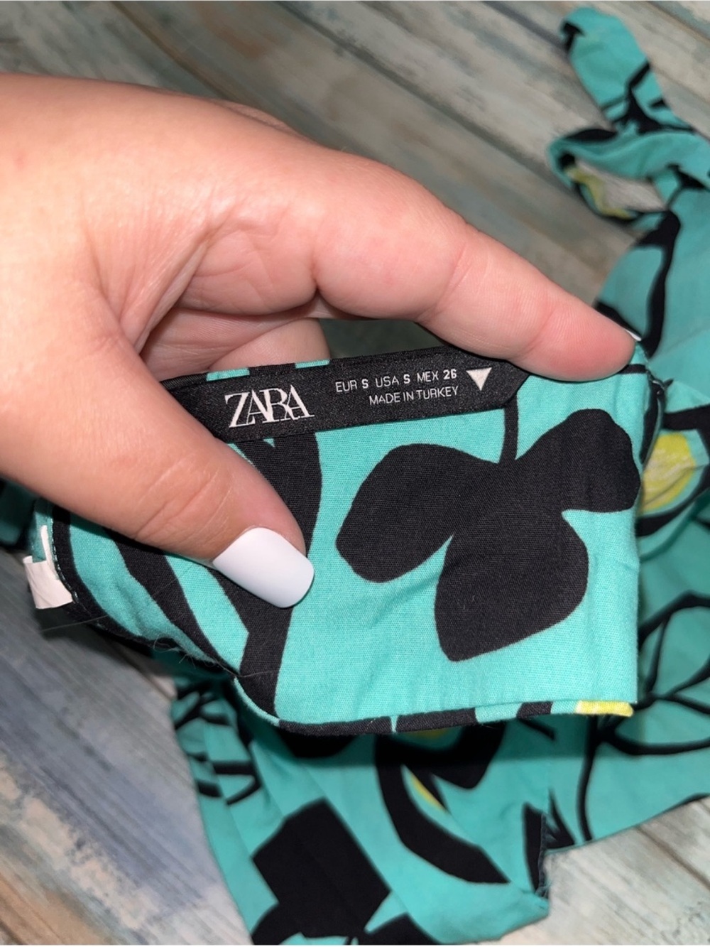 Zara Floral Halter Crop Top Green Tie Neck Open Back Summer Resort Size S - Picture 7 of 7